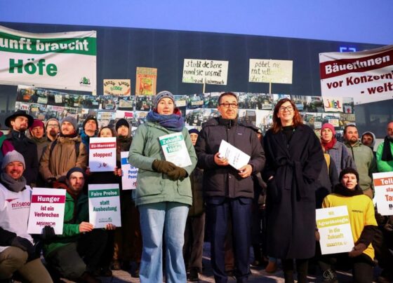 Almanya'da çiftçiler tarım politikalarını protesto etti - Son Dakika Dünya Haberleri