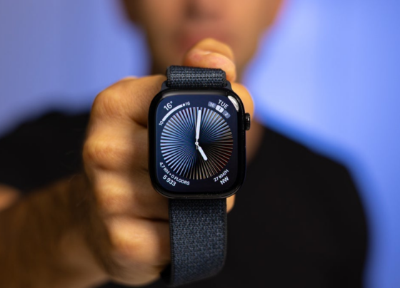 apple-watch-simdi-de-tim-cookun-babasini-kurtardi