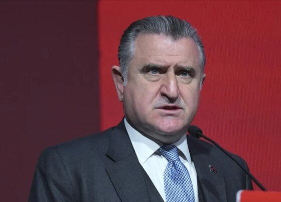 Bakan Bak açıkladı: "980 bin gencimize barınma imkanı sağlıyoruz"
