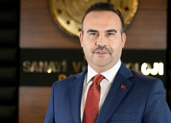Bakan Kacır’dan KOBİlere geri ödemesiz destek müjdesi: “Çalışan başına aylık 2 bin 500 TL geri ödemesiz destek sağlıyoruz.”