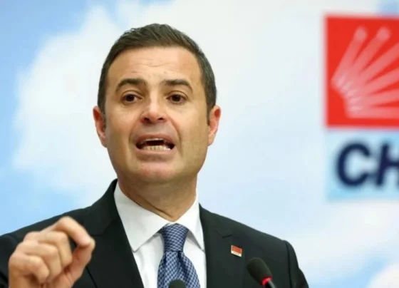 CHP’li Başkan’dan partiliye kıyak! Belediyede işçi kıyımı yapan başkan CHP İl Başkan Yardımcısını işe aldı