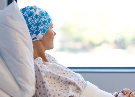 Doktorlar bu belirtiyi önemsemedi, 31 yaşındaki kadın kansermiş: Vücuduna yayıldığını böyle öğrendi - Son Dakika Dünya Haberleri