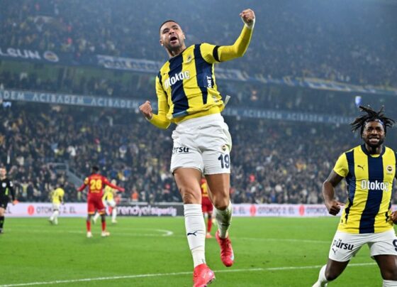 Fenerbahçe, 3 puanı 3 golle aldı: Zirve takibi sürüyor - Son Dakika Spor Haberleri