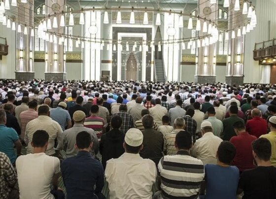 İstanbul Valiliği'nden kamu kurumlarına cuma namazı yazısı