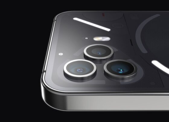 Nothing Phone (3a) geliyor! Şeffaf tasarım ve dahası