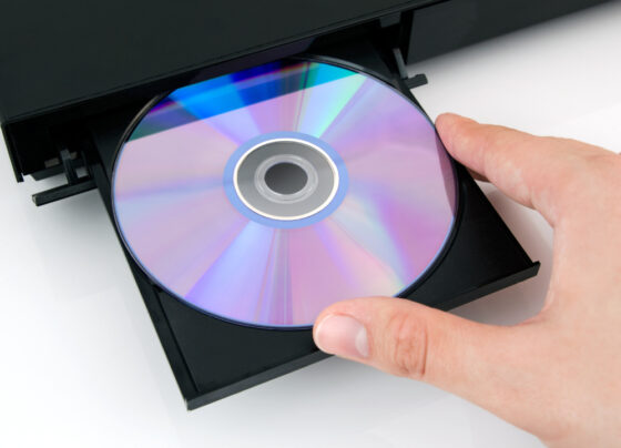 Sony, Blu-ray üretiminin fişini çekme kararı aldı!
