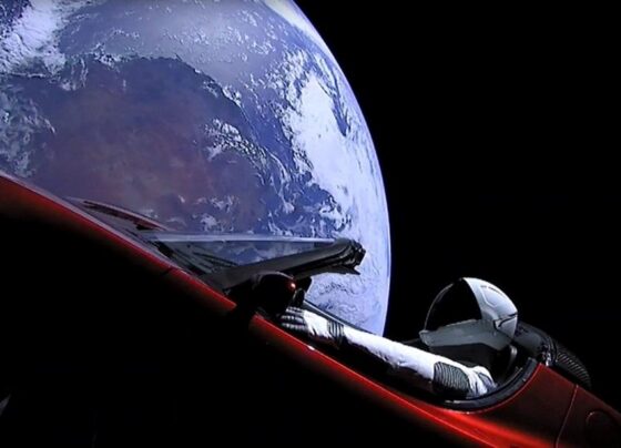 Uzayda şaşırtan keşif: Asteroit sanıp isim verdiler, Tesla spor araba çıktı! - Son Dakika Teknoloji Haberleri