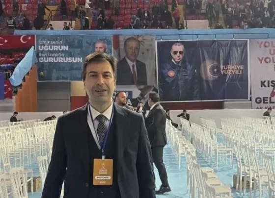 AK Parti İzmir’de yeni il yönetimi belli oldu: İzmir eski Cumhuriyet Başsavcıvekili Bekir Şahiner, AK Parti İzmir yeni il yönetiminde