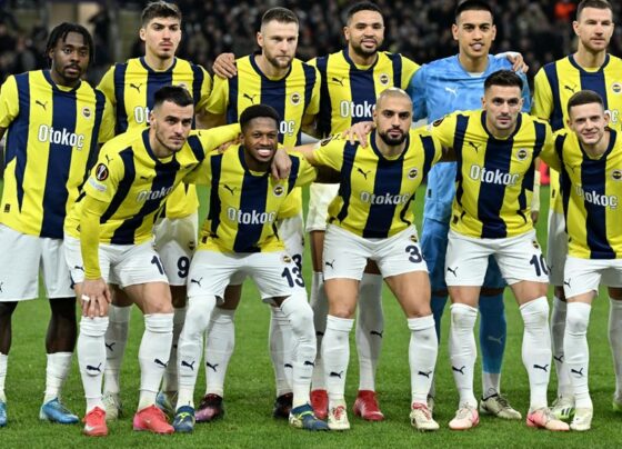 Anderlecht - Fenerbahçe maçı durdu: Takımlar soyunma odasına gitti! - Son Dakika Spor Haberleri