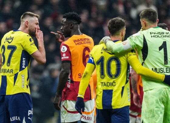 "Aslantepe'de sessiz derbi" (25 Şubat spor manşetleri)