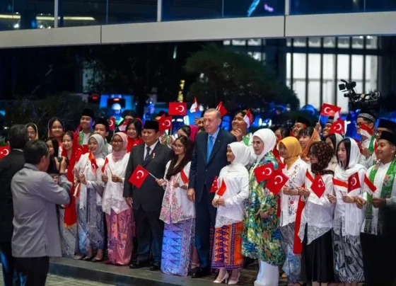 Asya turunda yoğun diplamasi trafiği devam ediyor! Başkan Erdoğan Endonezya'da