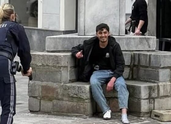 Avusturya'da kan donduran saldırı: 7 kişiyi bıçakladı, oturup güldü - Son Dakika Dünya Haberleri