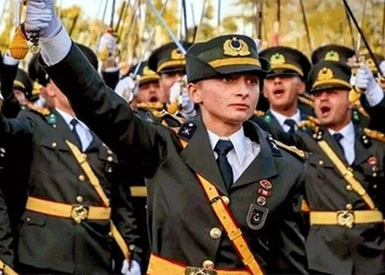 Kılıçlı yemin krizi: Teğmenler ihraç edildi!