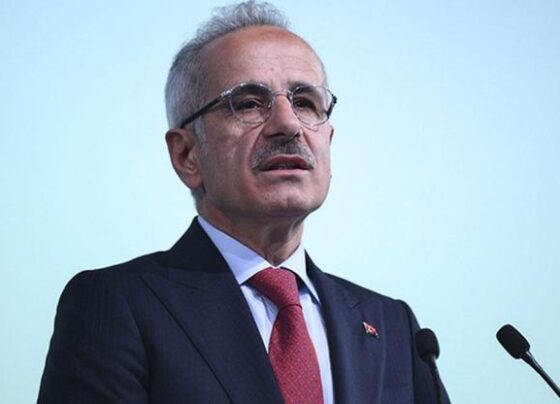 Bakan Uraloğlu 5G için tarih verdi: Statlarda bu akşam denemesini yapacağız