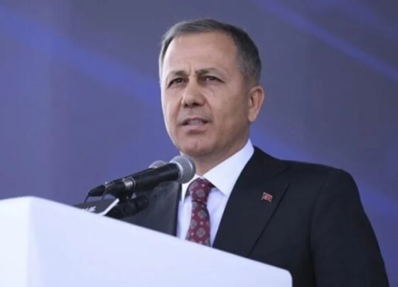 Bakan Yerlikaya: Şehirlerimizi tamamen ayağa kaldırana kadar mücadeleye devam edeceğiz