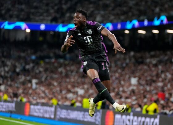 Bayern Münih'ten Alphonso Davies'e yeni sözleşme - Son Dakika Spor Haberleri