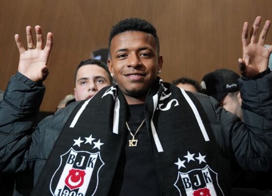 Beşiktaş devre arasında gençlere yöneldi: 4 futbolcuyla yollarını ayırdı - Son Dakika Spor Haberleri