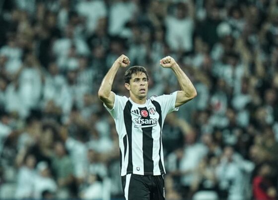 Beşiktaş'ta Paulista takıma döndü