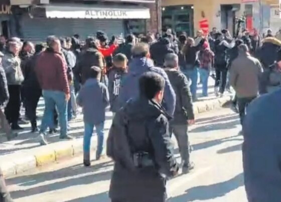 DEM’liler, ‘Yaşasın İsrail’ sloganı attı