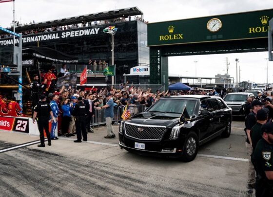 Donald Trump Daytona 500'de makam aracıyla pisti turladı - Son Dakika Dünya Haberleri
