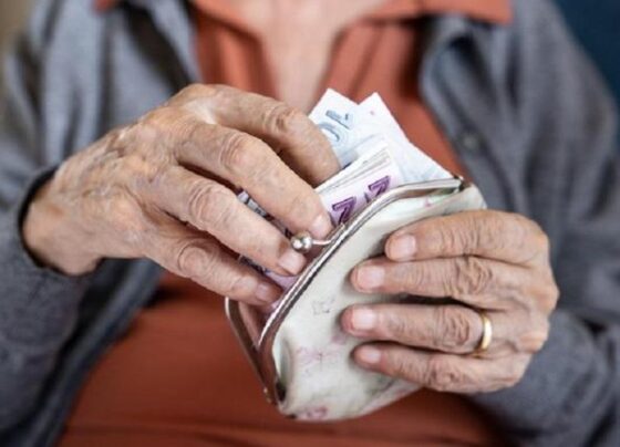 30 BİN LİRAYA DAYANDI Emekli promosyonunda bankaların rekabeti kızışıyor
