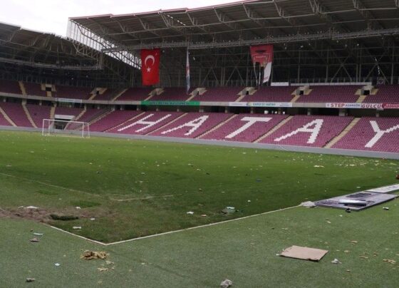 Hatayspor'dan stadyum açıklaması: Ağır hasarlı ve yıkılacak!