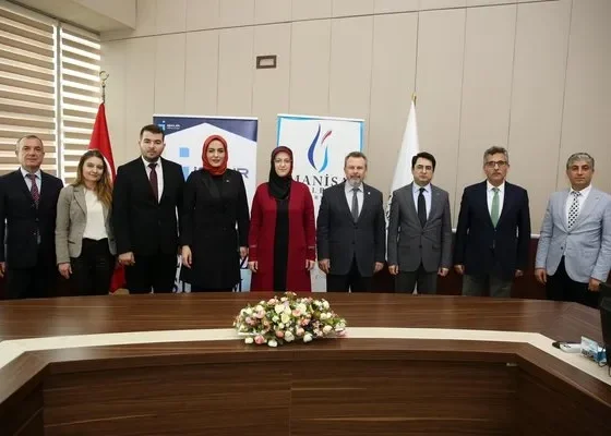 İŞKUR ve MCBÜ arasında gençlik programı protokolü imzaları atıldı