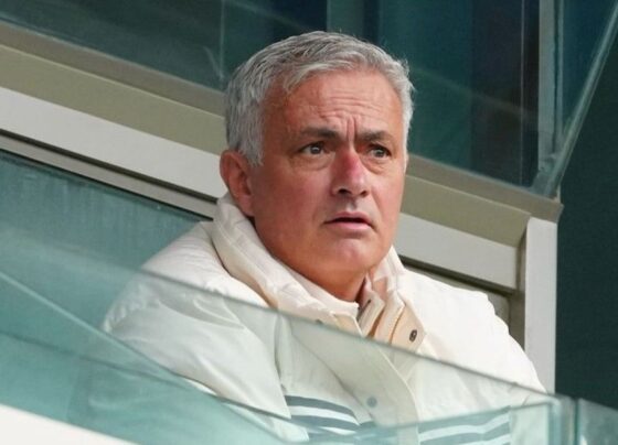 Jose Mourinho, Başakşehir - Bodrum FK maçını tribünden izledi - Son Dakika Spor Haberleri
