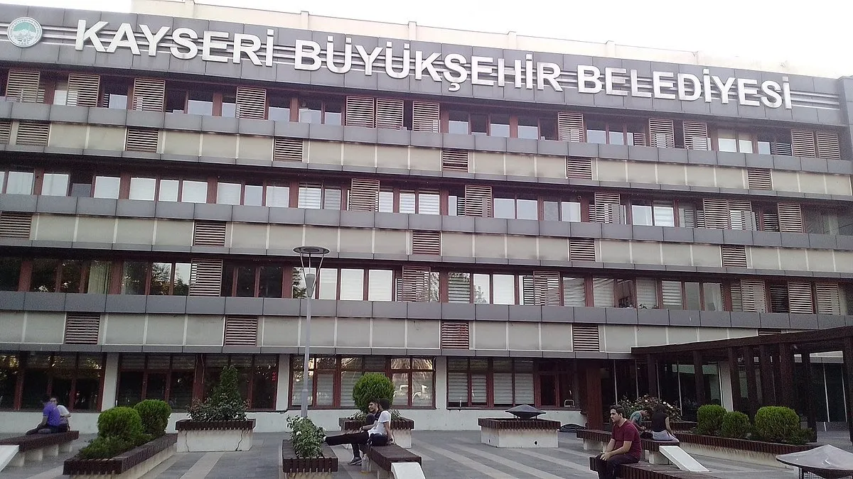 Kayseri Büyükşehir Belediyesi’nden borç ve alım iddialarına yanıt