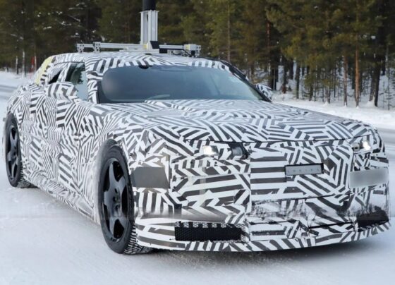 Logosuyla eleştirilen Jaguar'ın yeni aracı kış testinde görüldü