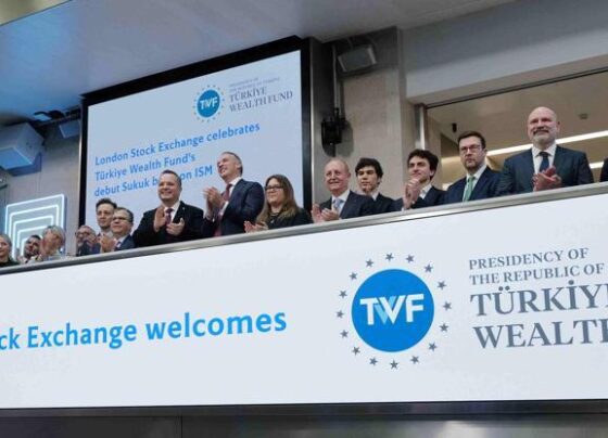 Londra Borsasında gong, Türkiye Varlık Fonunun rekor taleple tamamlanan sukuk ihracı için çaldı