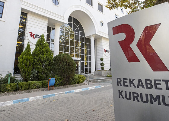 Rekabet Kurulu'ndan Fransız liselerine ceza