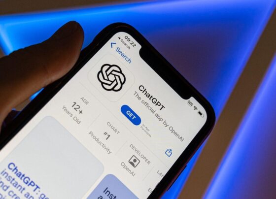 Safari’de Google yerine ChatGPT kullanmak artık mümkün!