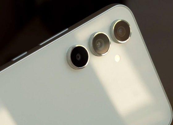 Samsung Galaxy A54 Şubat 2025 güncellemesi aldı