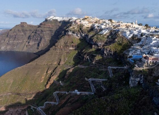Santorini'de son durum: Heyelan riski arttı, 6'dan büyük deprem beklentisi - Son Dakika Dünya Haberleri