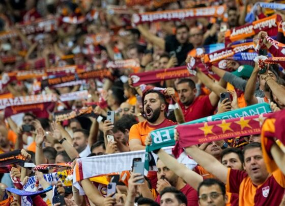 Süper Lig'de dev maç: Derbinin bileti dakikalar içinde tükendi - Son Dakika Spor Haberleri