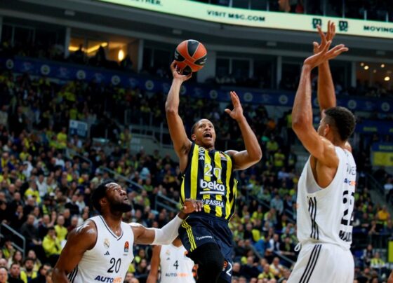 THY Euroleague'de çift maç haftası tamamlandı: Olympiakos liderliğini sürdürdü - Son Dakika Spor Haberleri