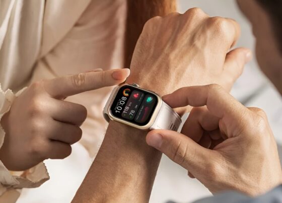 tansiyon-olcebilen-huawei-watch-d2-turkiye-iste-fiyati