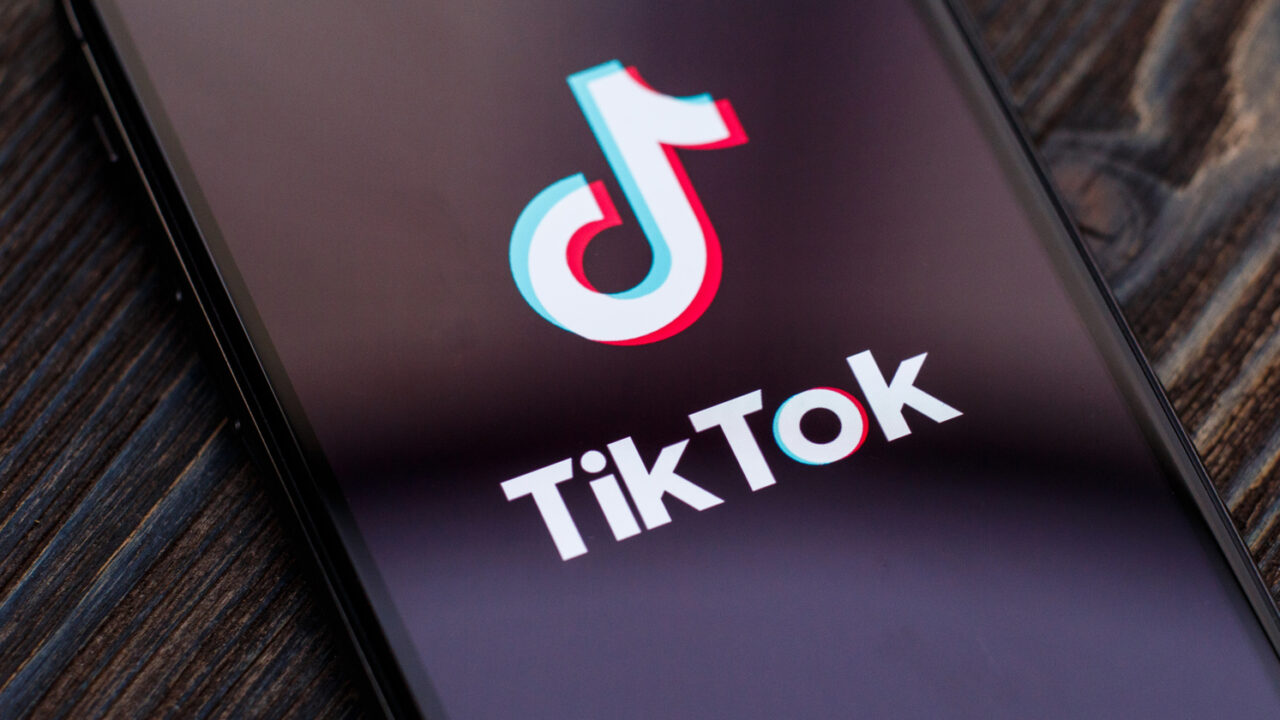 Donald Trump, TikTok’un satışı için ek süre tanıdı!