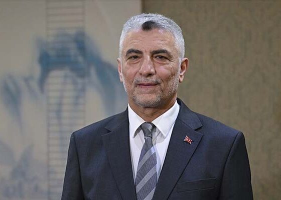 Bakan Bolat, İran Cumhurbaşkanı Pezeşkiyan ile görüştü