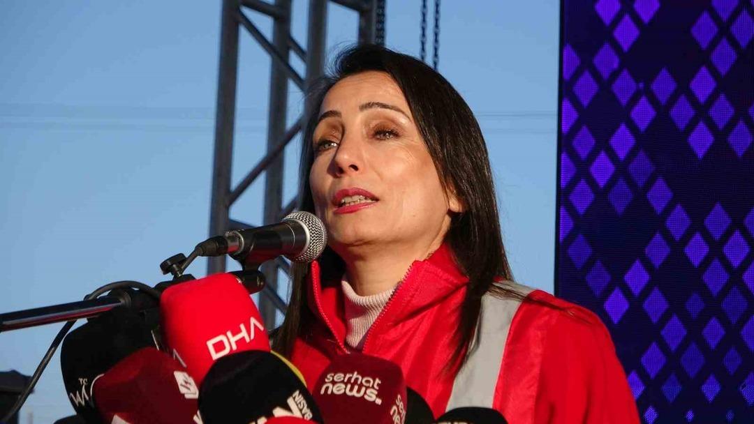 Dem Parti Eş Genel Başkanı Tülay Hatimoğulları’ndan Ekrem İmamoğlu’na yönelik operasyona sert tepki! “Bu bir siyasi operasyon, adalete olan inanç yok ediliyor”