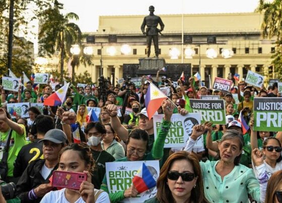 Filipinler'de binlerce kişi Duterte için yürüdü - Son Dakika Dünya Haberleri