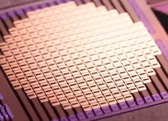 Google'dan ışık hızında internet! Saniyede 20 Gbps