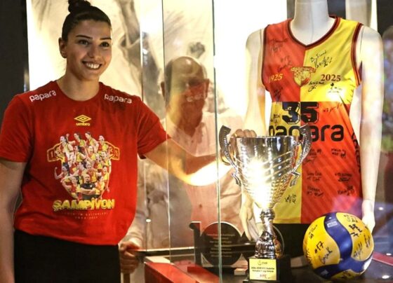 Göztepe'nin kupası müzedeki yerini aldı - Son Dakika Spor Haberleri