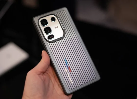 Infinix, MWC 2025'te güneş enerjisiyle şarj olan telefon ve kılıf konseptini tanıttı