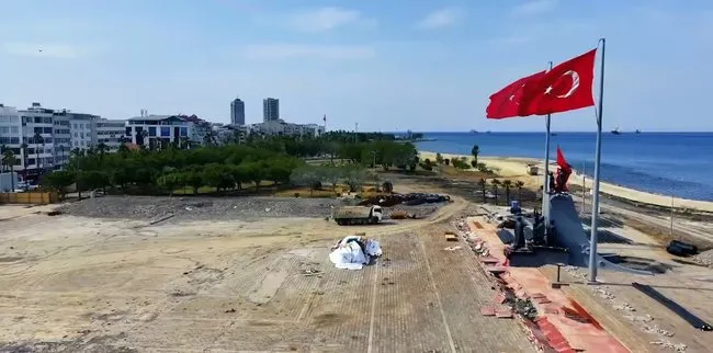 “İskenderun Sahil Yenileme Projesi”nde çalışmalar sürüyor! Bakan Kurum: Halkımıza eşsiz bir seyir keyfi sunacak
