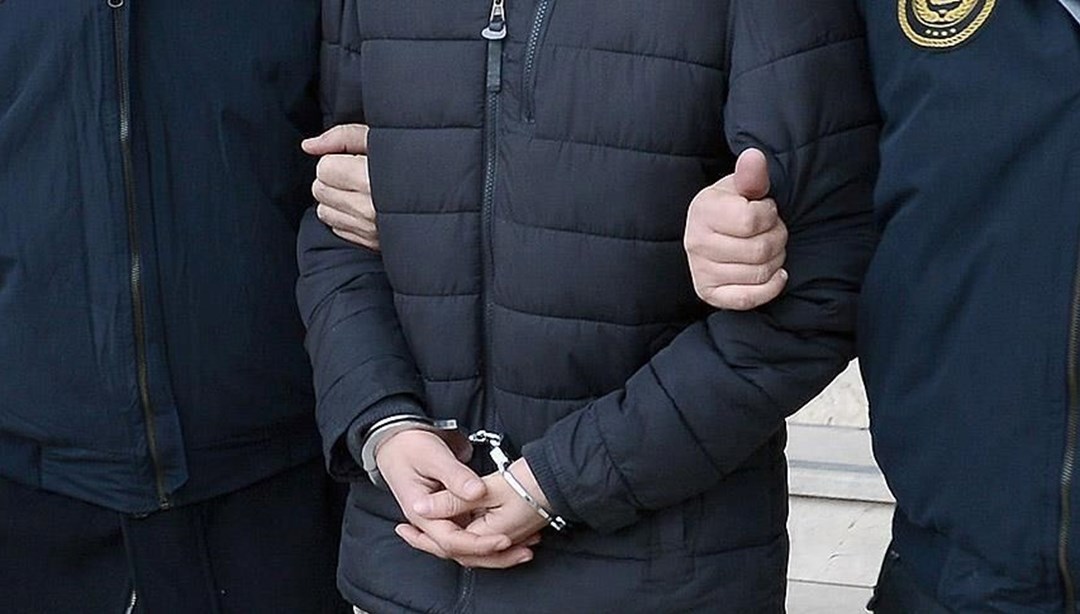 Sigara paketinde uyuşturucu çıktı: İran uyruklu şüpheli yakalandı – Son Dakika Dünya Haberleri