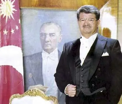 8.Cumhurbaşkanı Turgut Özal vefatının 32.yılında kabri başında anılacak