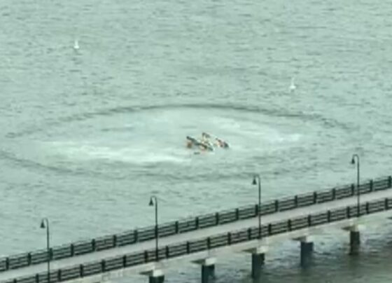 ABD’de helikopter Hudson Nehri'ne düştü - Son Dakika Dünya Haberleri