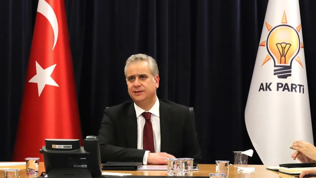 AK Parti İnsan Hakları Başkanı Hasan Basri Yalçın: CHP varsa cuntacılık vesayet vardır